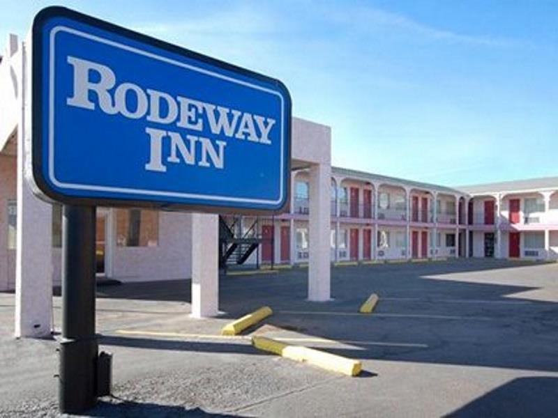 Raider Inn Лъбък Екстериор снимка
